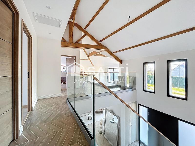 Maison - 182 m² - 6 pièces