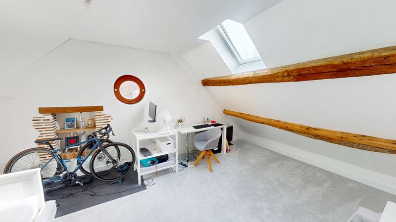 Maison ancienne - 171 m² - 6 pièces