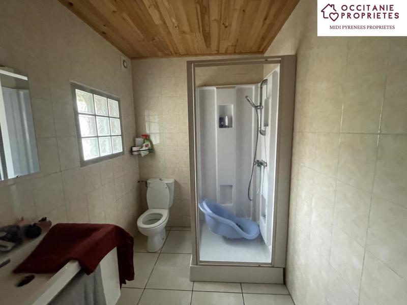 Maison - 200 m² - 9 pièces