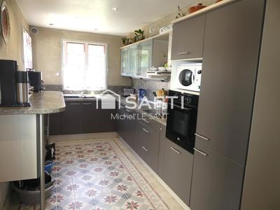 Maison - 175 m² - 8 pièces