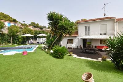 Villa - 102 m² - 5 pièces