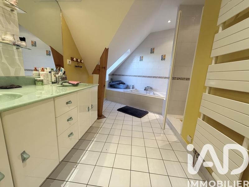 Maison de maîtres - 290 m² - 9 pièces