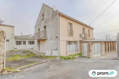 Maison - 225 m² - 1 pièce