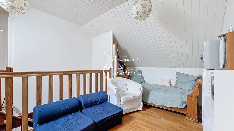 Maison - 95 m² - 5 pièces