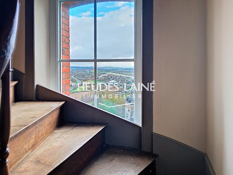 Maison - 215 m² - 7 pièces