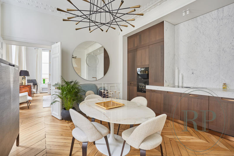 Appartement - 82 m² - 4 pièces