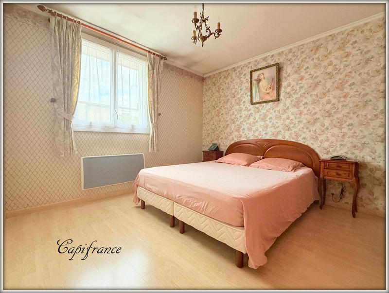 Maison - 95 m² - 5 pièces