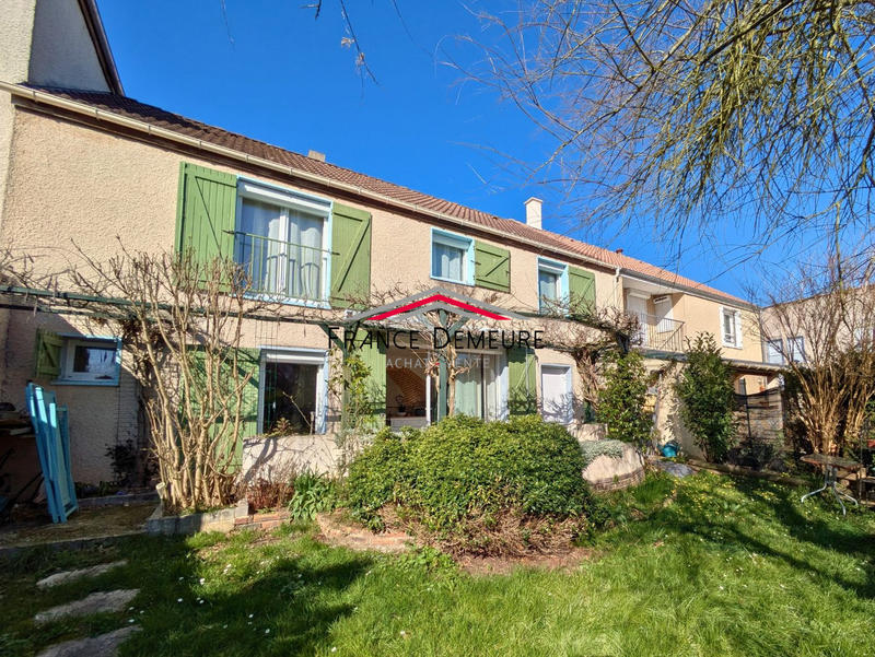 Maison - 112 m² - 6 pièces