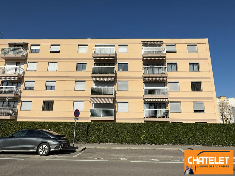 Appartement - 64 m² - 3 pièces