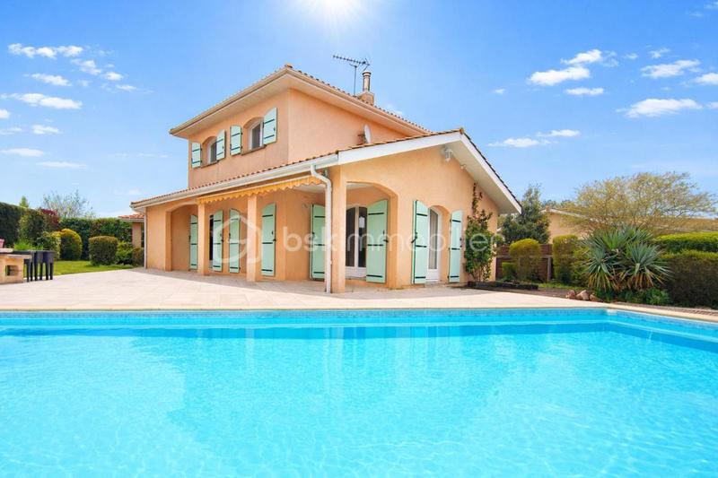 Villa - 160 m² - 6 pièces
