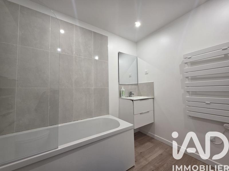 Loft - 70 m² - 3 pièces