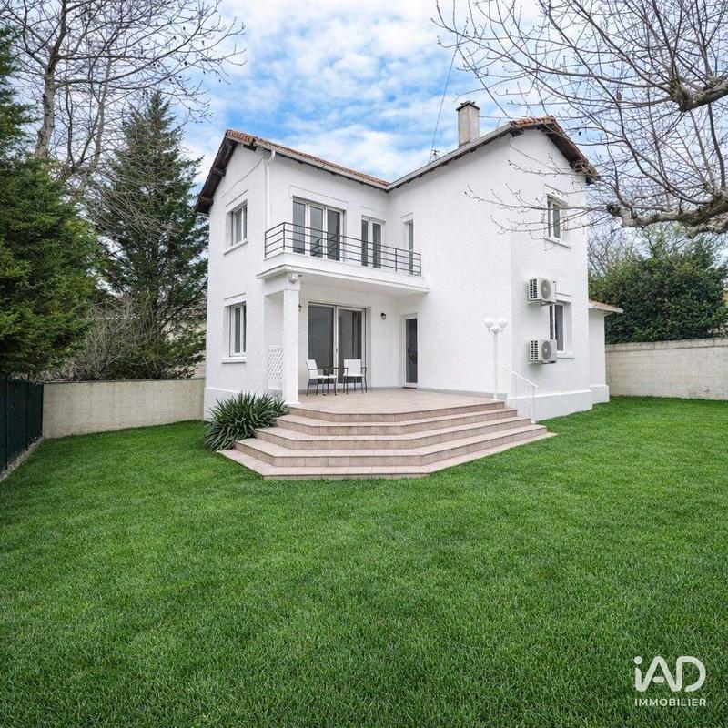 Maison - 112 m² - 5 pièces