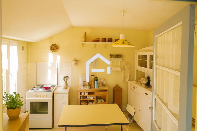 Maison - 71 m² - 6 pièces