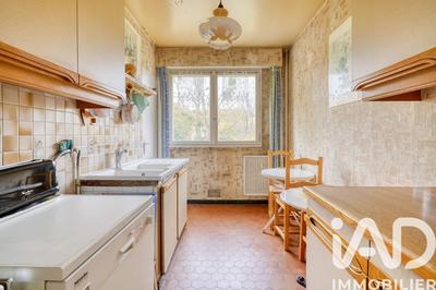 Appartement - 100 m² - 5 pièces