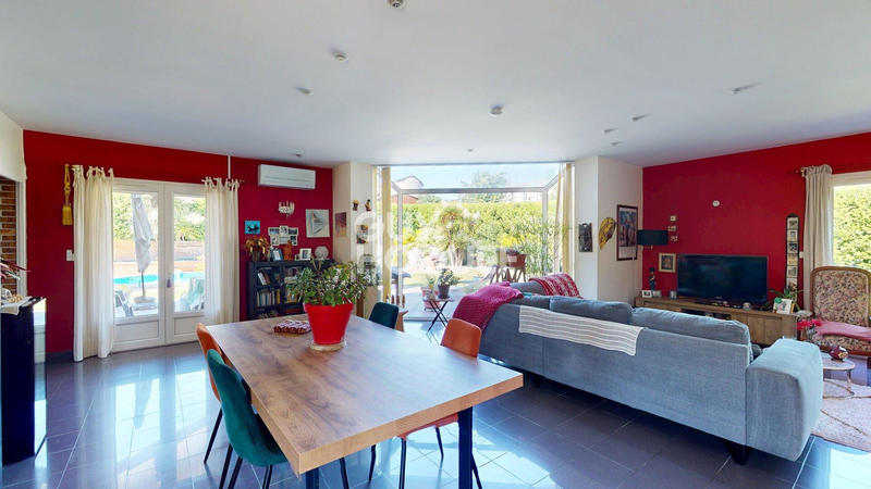 Maison - 164 m² - 5 pièces