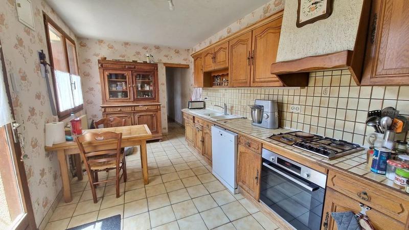 Maison - 192 m² - 7 pièces