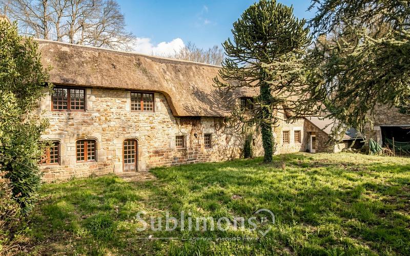 Maison - 235 m² - 6 pièces