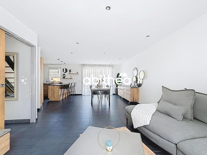 Maison - 127 m² - 5 pièces