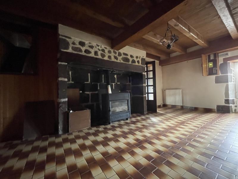 Maison - 122 m² - 8 pièces