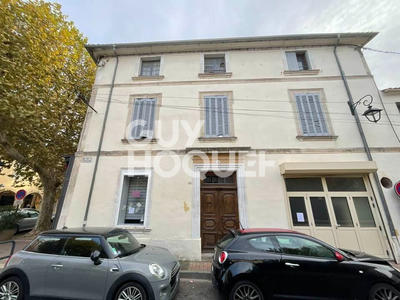 Maison - 250 m² - 7 pièces