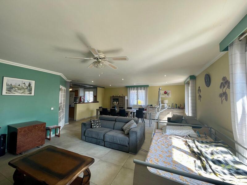 Maison - 143 m² - 5 pièces