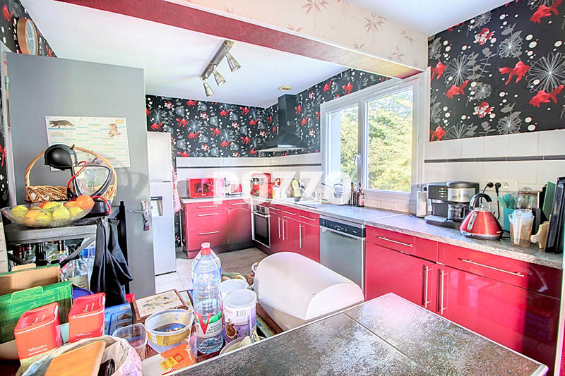 Maison - 140 m² - 5 pièces