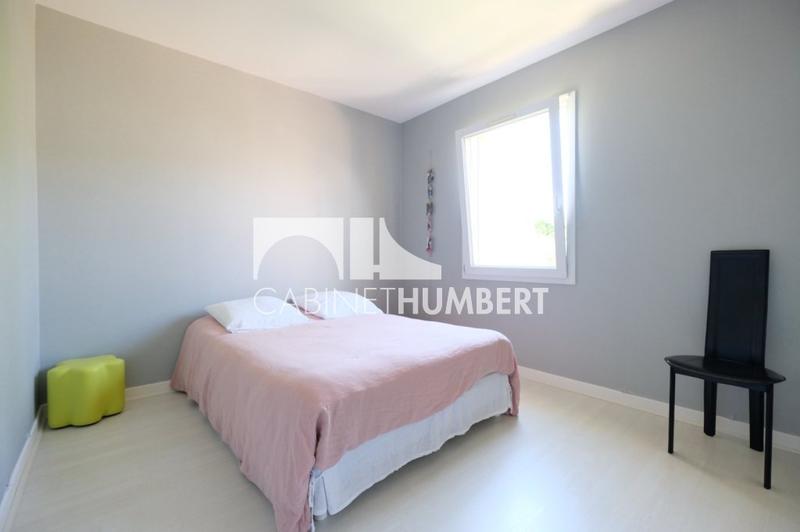 Maison - 220 m² - 7 pièces