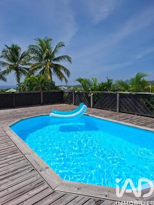 Maison - 94 m² - 5 pièces