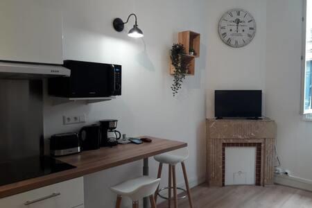 Studio - 28 m² - 1 pièce
