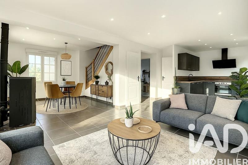 Maison - 121 m² - 5 pièces