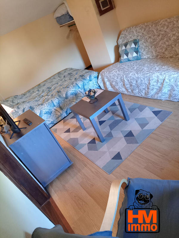 Maison - 300 m² - 15 pièces