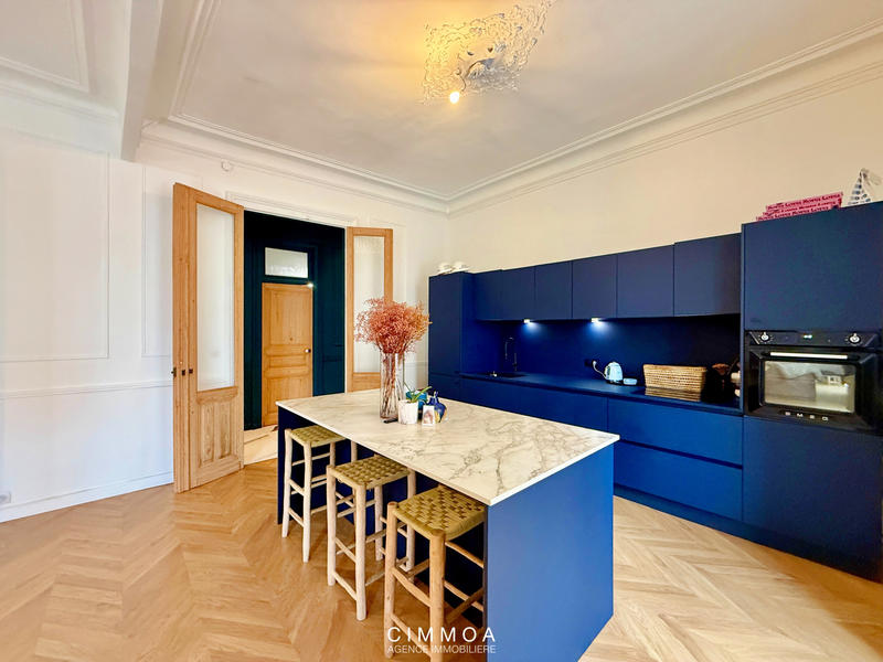 Appartement - 145 m² - 4 pièces