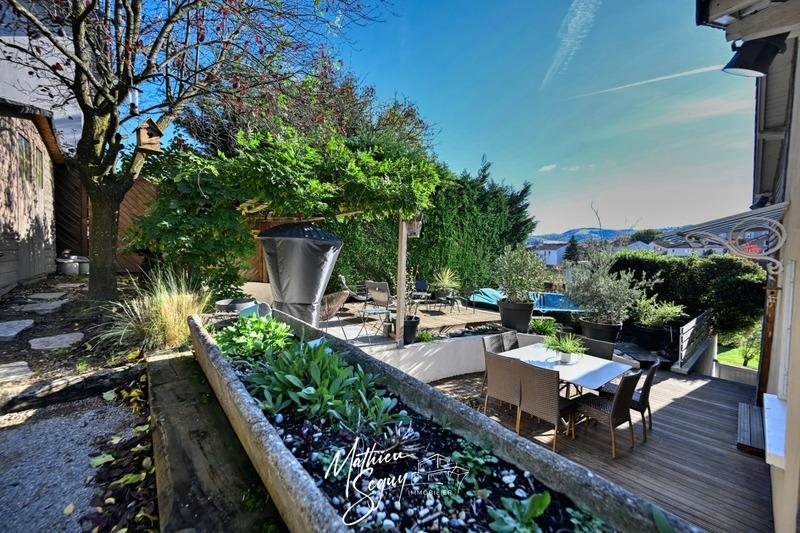 Maison - 107 m² - 5 pièces