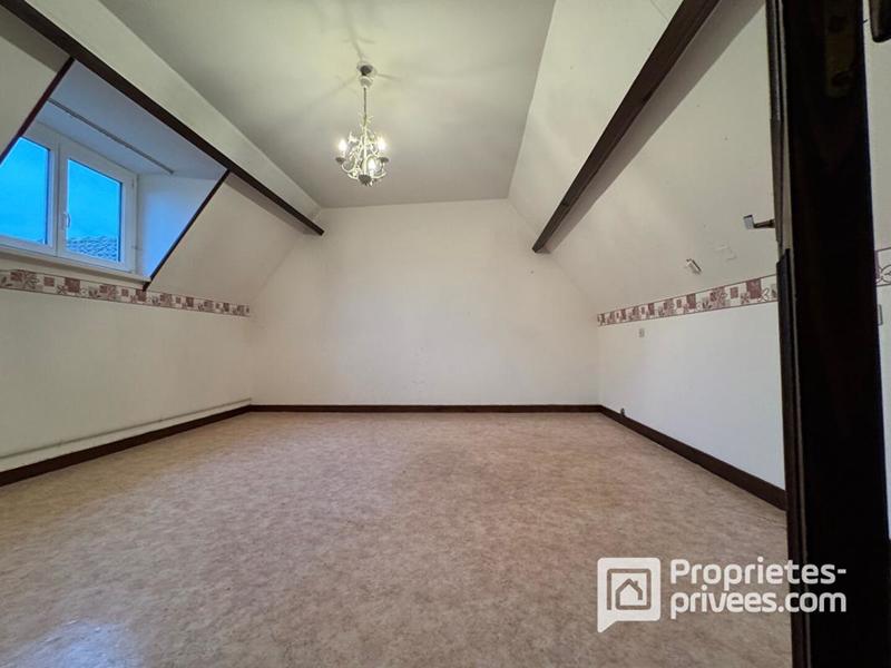 Maison - 253 m² - 9 pièces