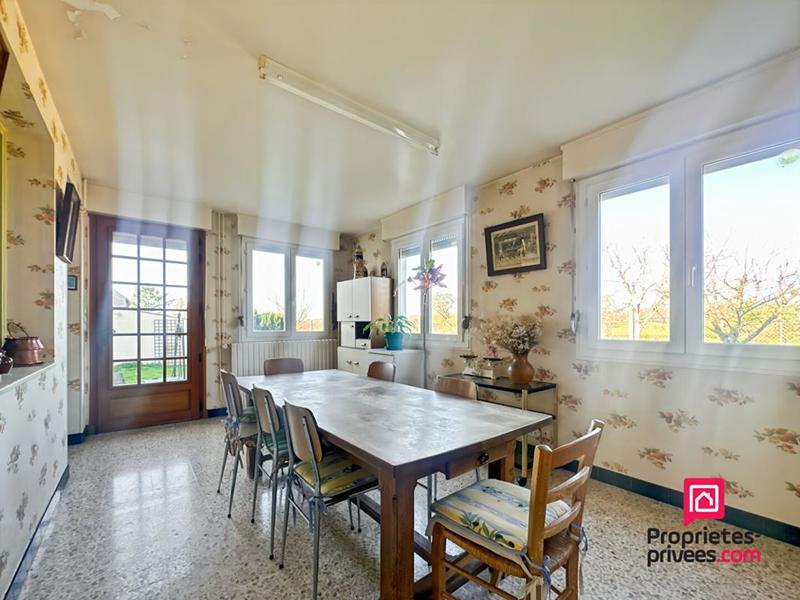 Maison - 104 m² - 5 pièces