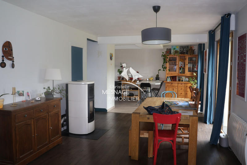 Maison - 143 m² - 6 pièces