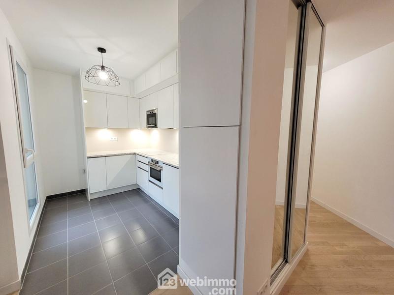 Appartement - 82 m² - 4 pièces