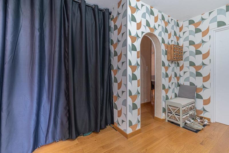 Appartement - 121 m² - 6 pièces