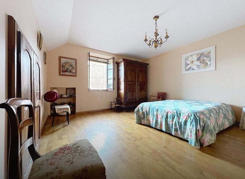 Maison - 130 m² - 4 pièces