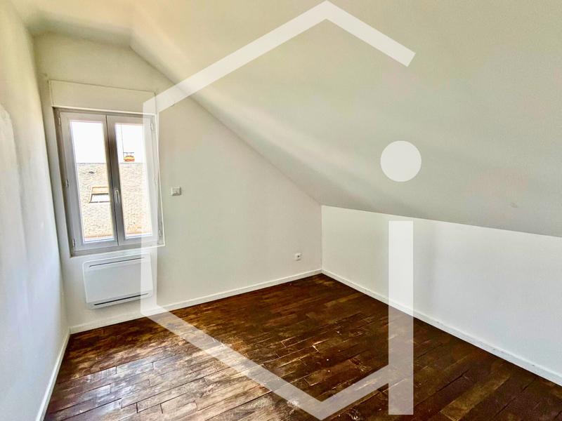 Maison - 83 m² - 5 pièces