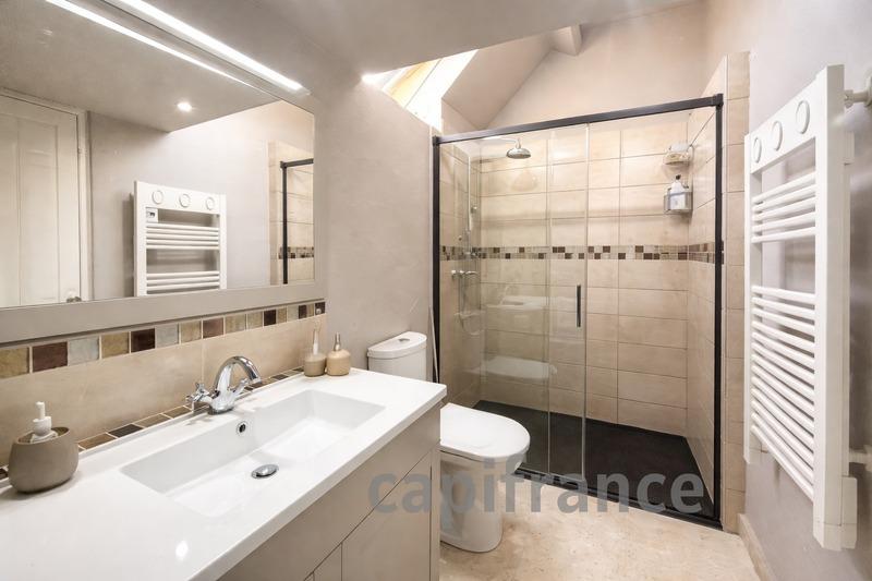 Maison en pierre - 190 m² - 5 pièces