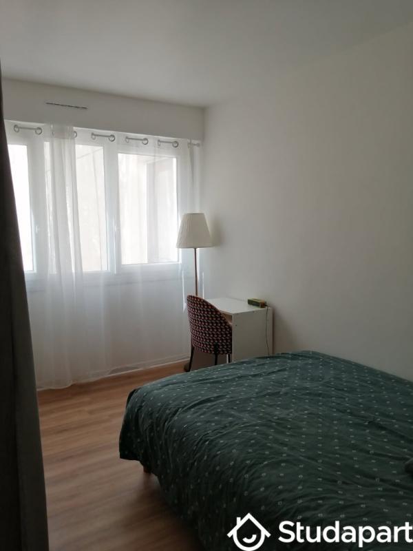 Chambre - 12 m² - 1 pièce