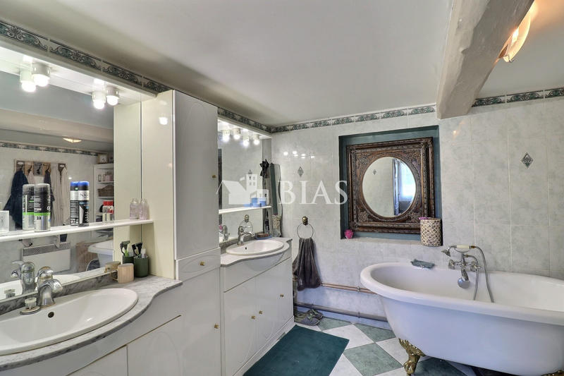 Maison ancienne - 153 m² - 6 pièces