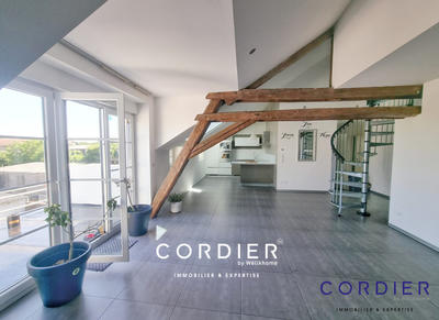 Appartement - 95 m² - 4 pièces