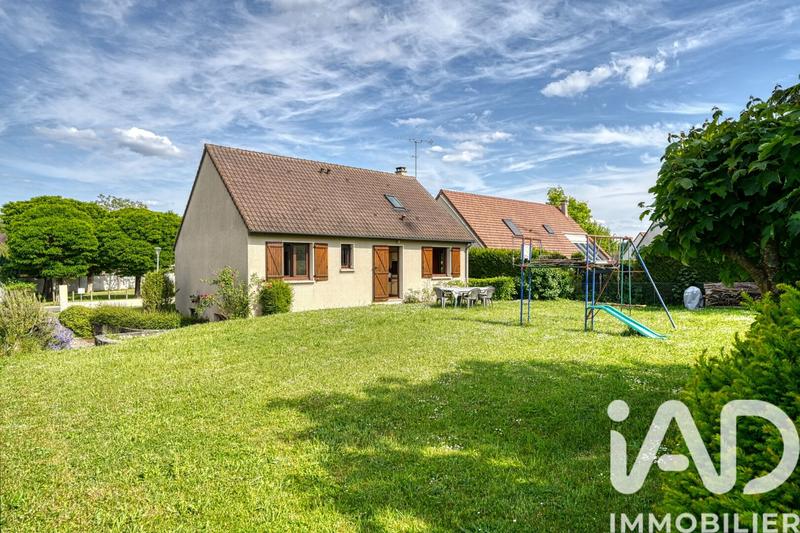 Maison - 105 m² - 5 pièces