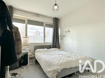 Appartement - 95 m² - 5 pièces