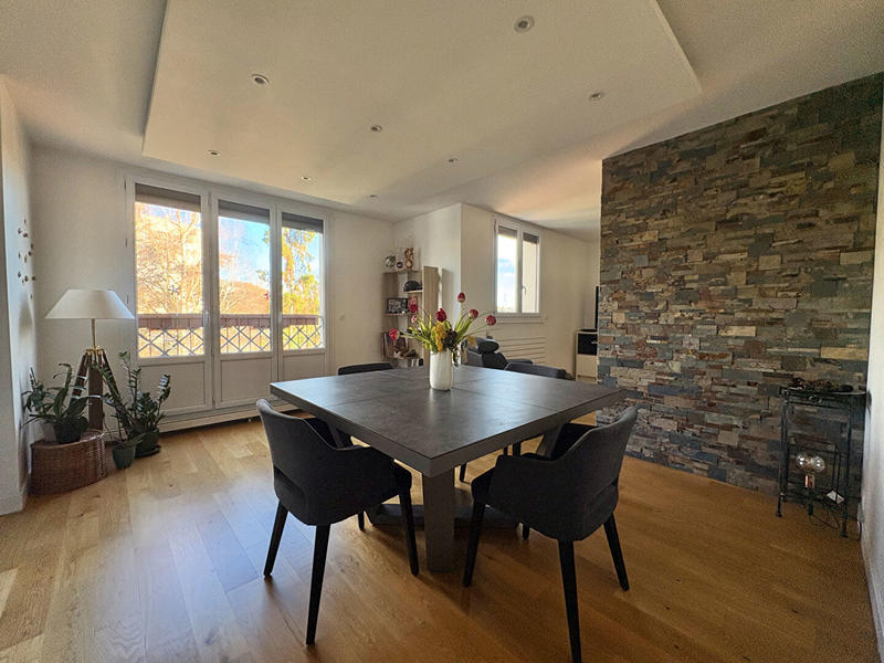 Appartement - 75 m² - 4 pièces