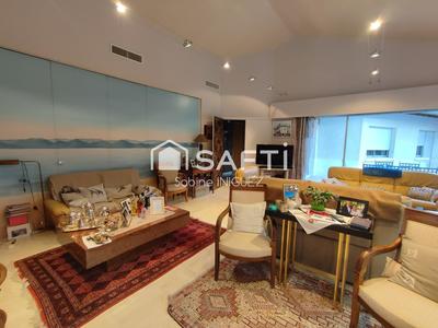 Maison - 228 m² - 6 pièces