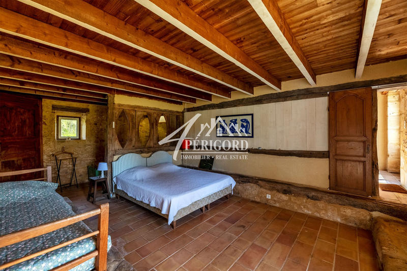 Maison ancienne - 350 m² - 10 pièces