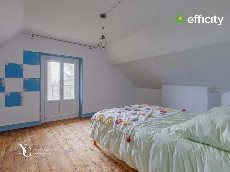 Demeure - 207 m² - 9 pièces